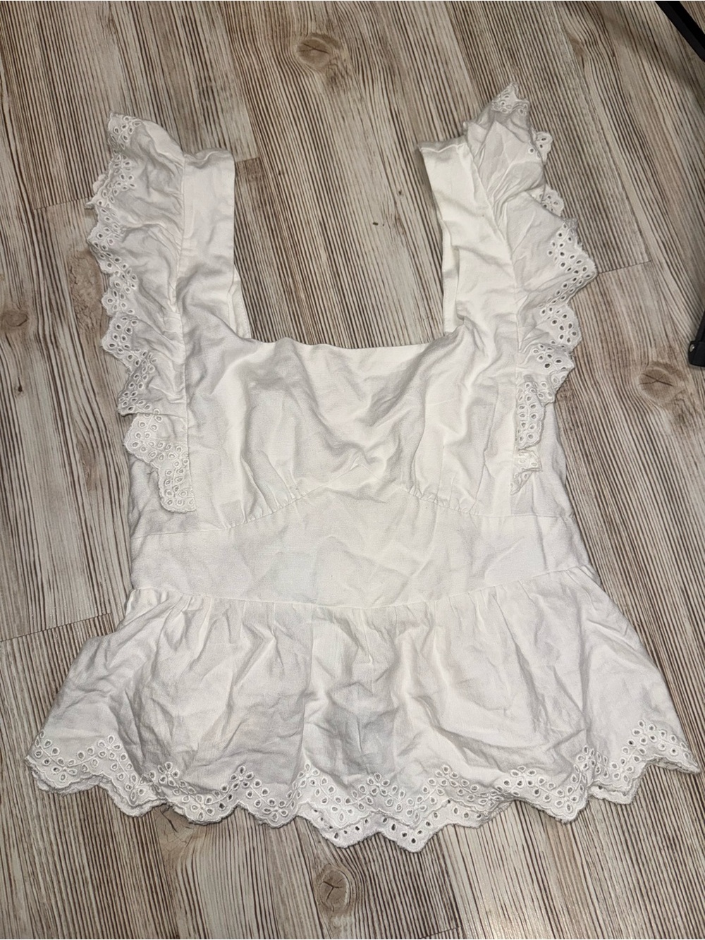 Francesca's Collections White Eyelet Ruffle Peplum Tank